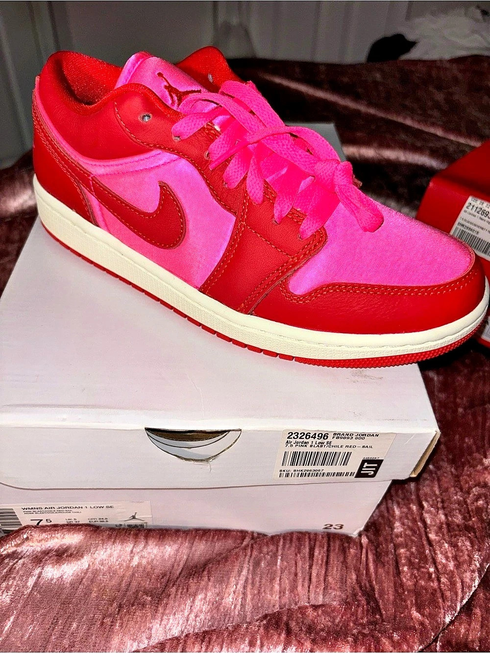 Nike Color Block Sneakers in Pink & Red US 7.5